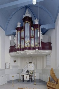 Interieur,_aanzicht_orgel_en_altaar,_orgelnummer_368_-_Dordrecht_-_20356765_-_RCE